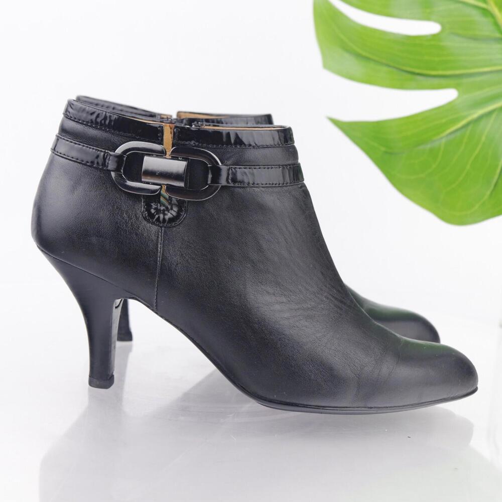 Sofft Womens Belvedere Boots Size 9.5 Black Leather Booties Kitten Heel‎ Buckles